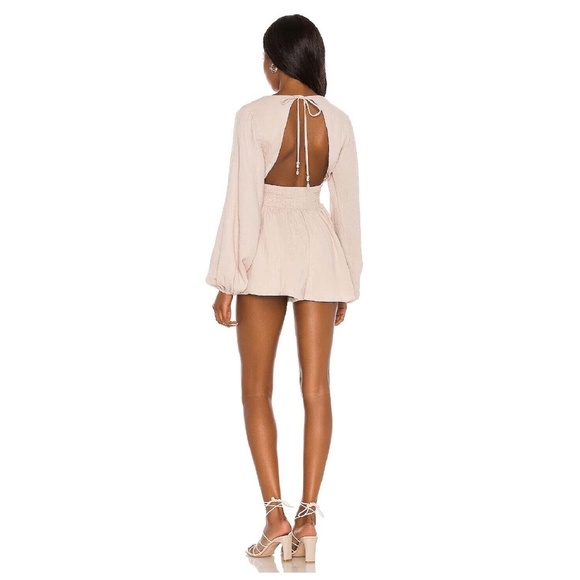 Tularosa Revolve Bria Romper in Hazelnut with Pearl Charm Beige Size XS - Picture 2 of 4